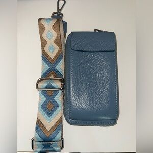 Genuine Leather Crossbody Phone Wallet With Zip Made in Italy